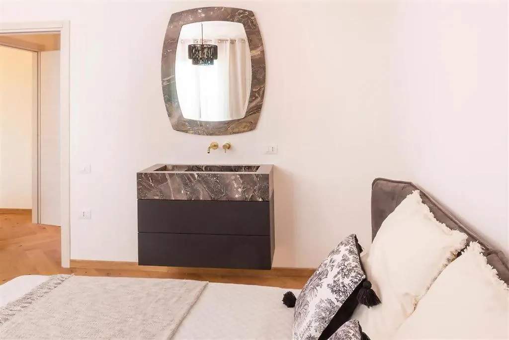 Apartment Destiny Home 5 Bardolino
