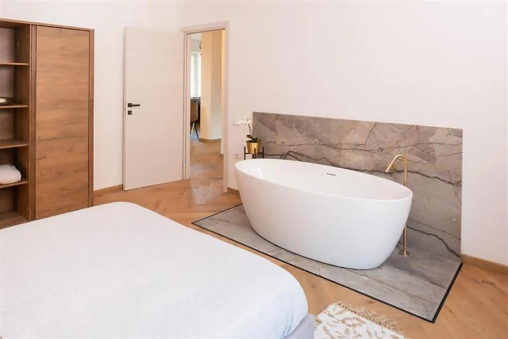 Apartment Destiny Home 5 Bardolino