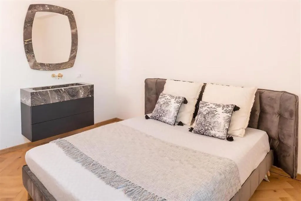 Apartment Destiny Home 5 Bardolino