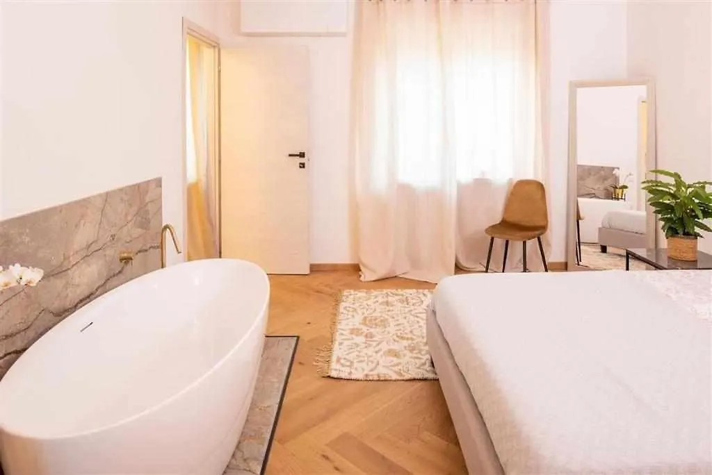 Destiny Home 5 Bardolino Apartment
